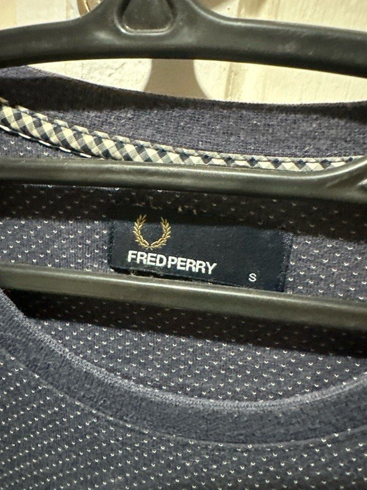 Fred Perry Shirt (Category: Tshirts & Polo Shirts ) located in Mangaldan. Submitted by batrinabryan13 (Listing ID 1373780407, Image 3). Description: Rfs: Decluttering.