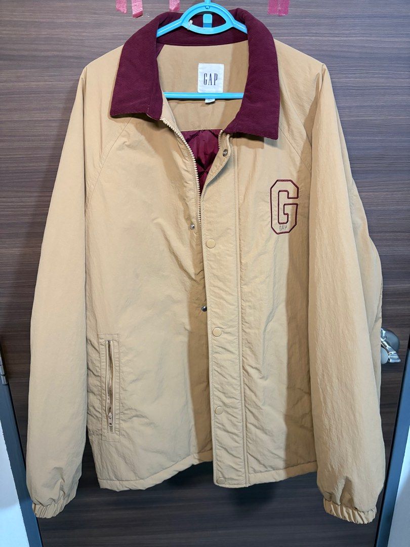 GAP Jacket (Category: Coats, Jackets and Outerwear) located in Singapore. Submitted by ashlim762 (Listing ID 1373944482, Image 1). Description: GAP Jacket Slightly padded on the inside for warmth Bought from GAP Taiwan Got inside pocket Worn few times while in Taiwan Self-collect at Bedok Reservoir MRT, or my block.