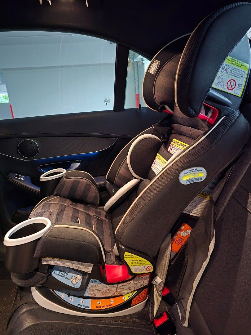 Graco 4ever car seat (Category: Car Seats) located in Singapore. Submitted by gemike (Listing ID 1373799193, Image 2). Description: Graco's 4ever Car Seat can be used as a rear or front-facing seat, a highback booster, and a backless booster seat. It also comes with a 6 position recline with an easy to adjust harness system, 2 cup holders, washable seat cover that's removable without taking off the harness, AND is usable until your child's 10 yea