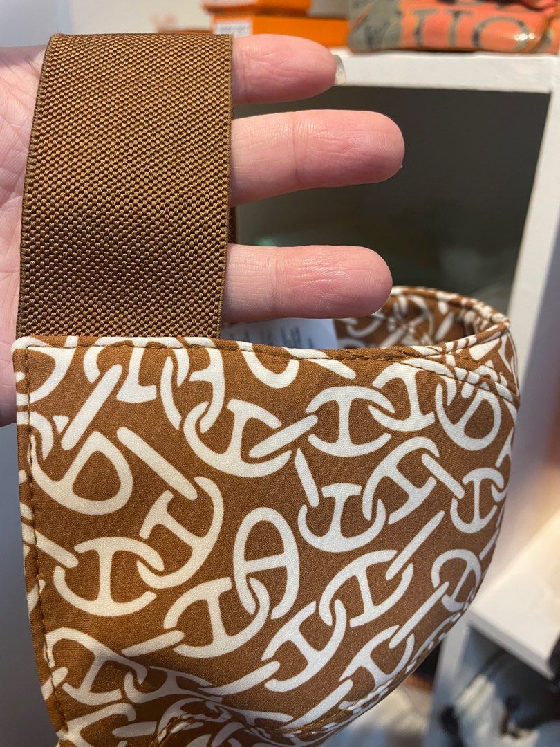 Hermes Cap size M (Category: Luxury Accessories) located in Quezon City. Submitted by cheechchong (Listing ID 1373945037, Image 2). Description: Tried only no inclusions .