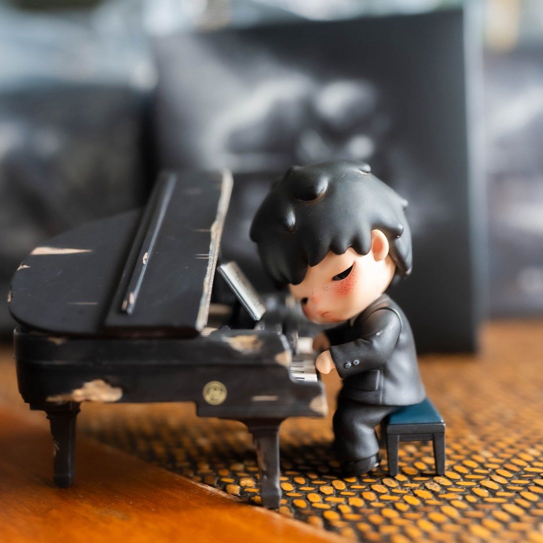 HIRONO THE PIANIST 正規品 Hirono The Pianist Figure - メルカリ