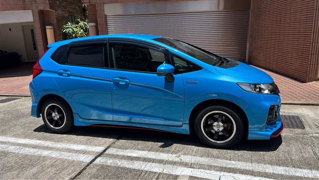 Honda Fit 1.5 S Hybrid (A)62865872909058112