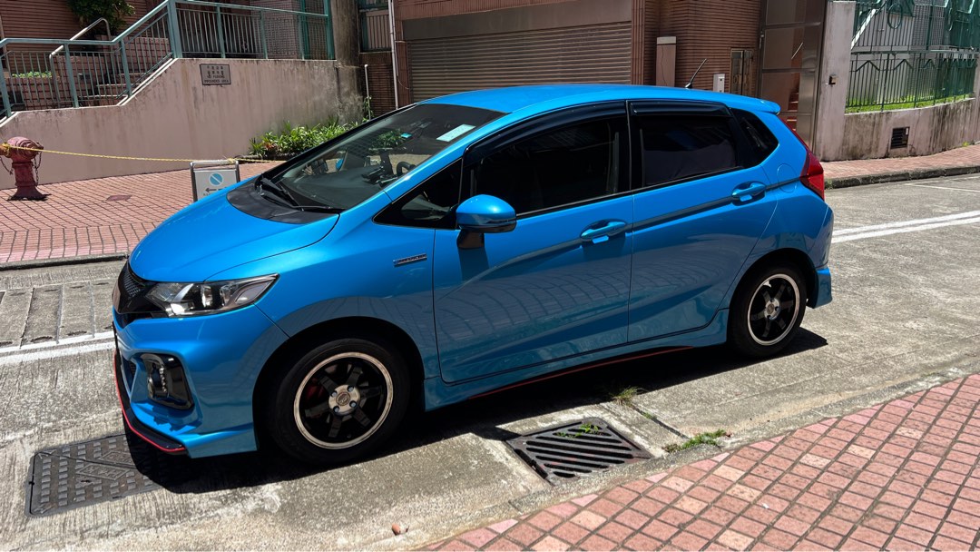 Honda Fit 1.5 S Hybrid (A)62865872909058111