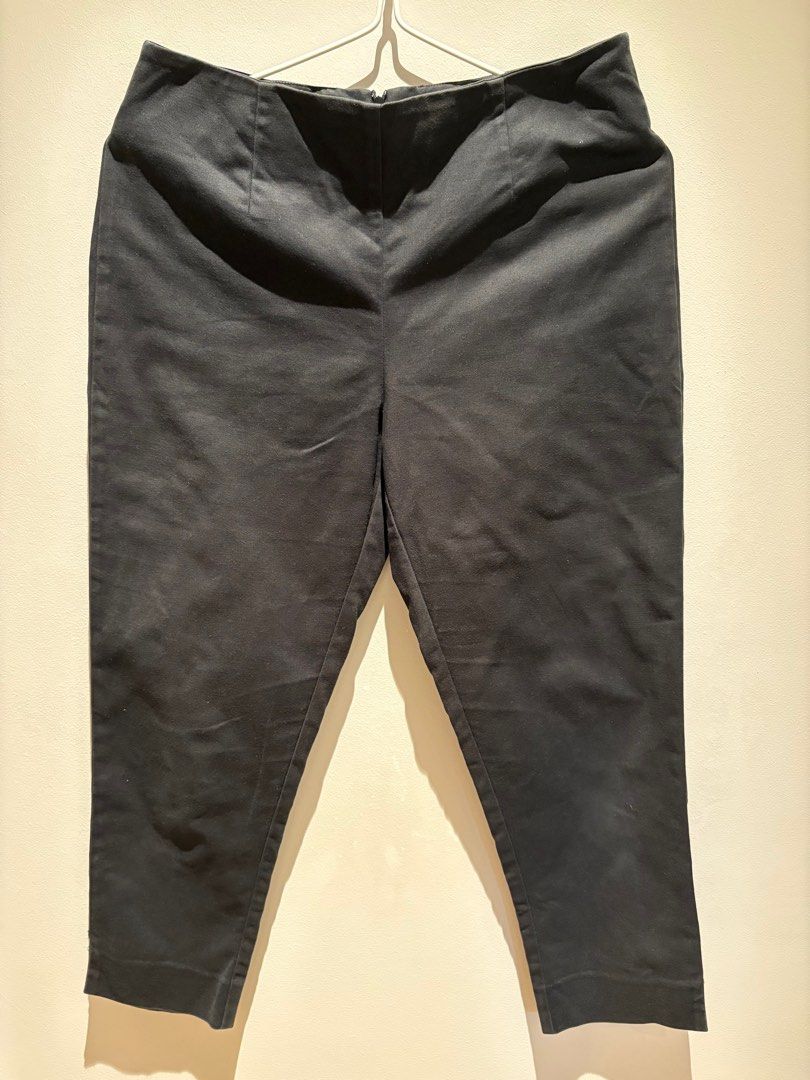 In Good Company Black Pants (Category: Other Bottoms) located in Singapore. Submitted by gc_0623 (Listing ID 1373916862, Image 1). Description: .
