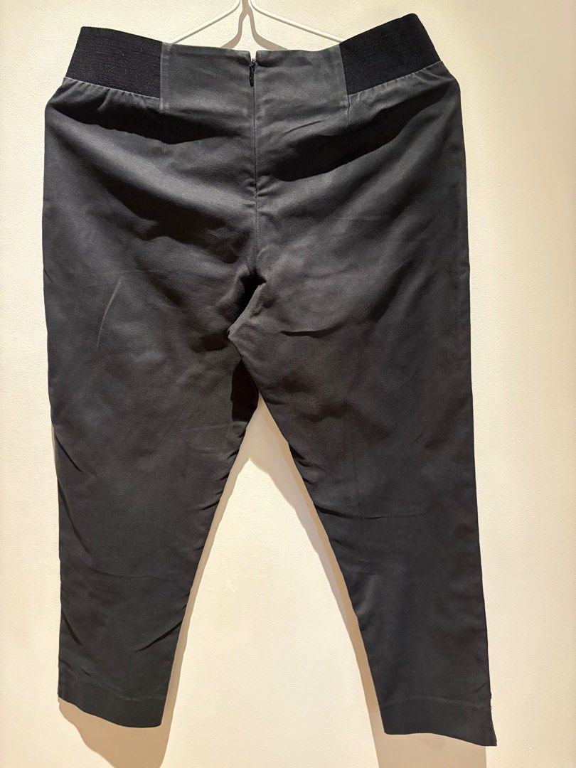 In Good Company Black Pants (Category: Other Bottoms) located in Singapore. Submitted by gc_0623 (Listing ID 1373916862, Image 2). Description: .