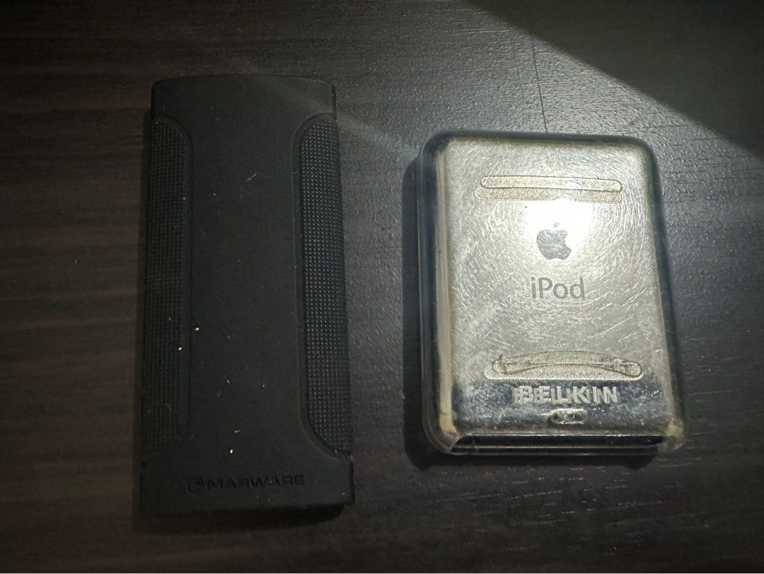 Ipod Nano (Category: Portable Music Players) located in Valenzuela. Submitted by girlsshoppe888 (Listing ID 1373930979, Image 2). Description: Both working fine slightly used 5k for both Black- 16gb Silver- 8gb .