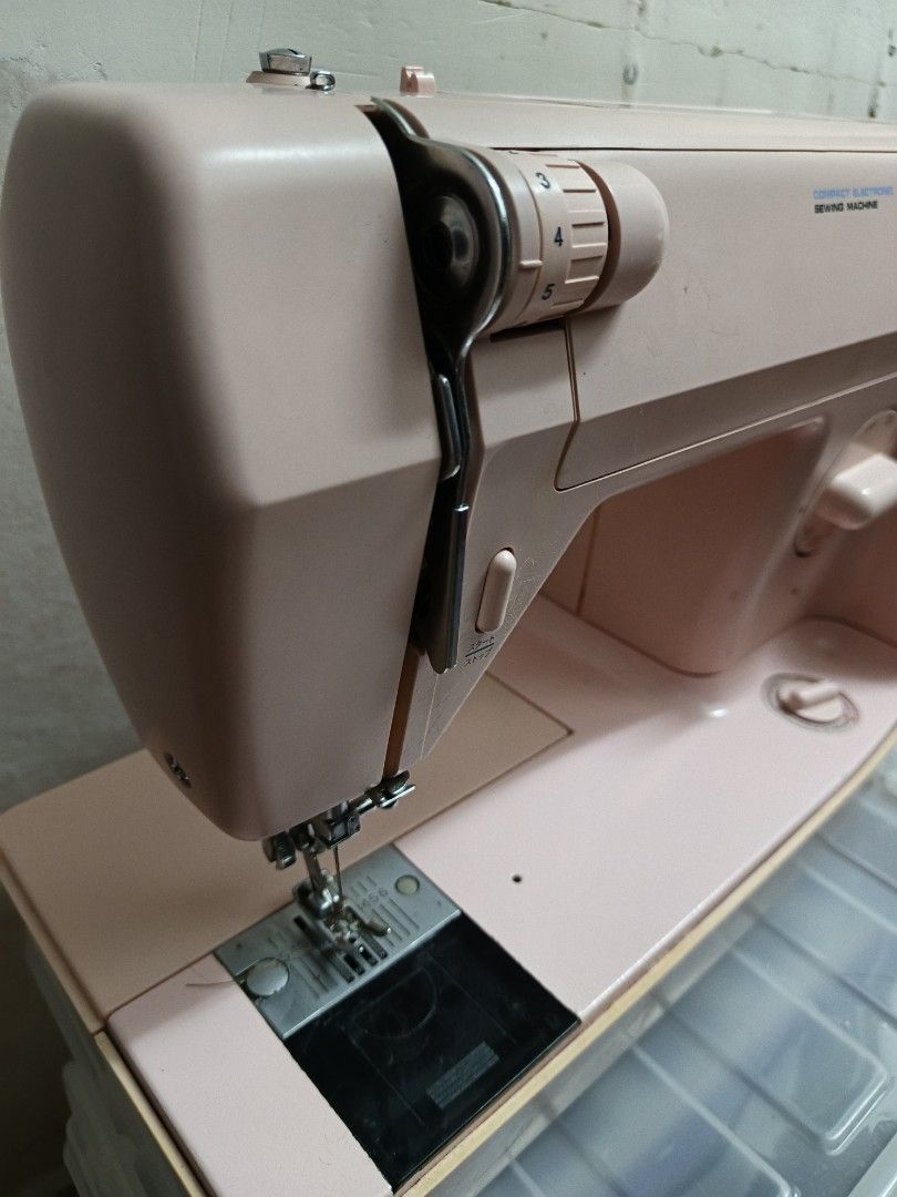 JAPAN SURPLUS SEWING MACHINE (Category: Craft Supplies & Tools) located in Antipolo. Submitted by frguess (Listing ID 1373932637, Image 3). Description: SINGER MON AMI NEW EX 1740 BOUGHT ON TIKTOK LIVE JAPAN SURPLUS FOR SEWING MACHINE COLOR: MUTED LIGHT PINK LIGHT STILL WORKS MACHINE IS WORKING PERFECTLY COMPLETE INCLUSIONS SUCH AS EXTRA BOBBINS AND TRANSFORMER FOR POWER SUPPLY RFS: hindi nagagamit busy sa school magsesend na lang po ako ng tutor