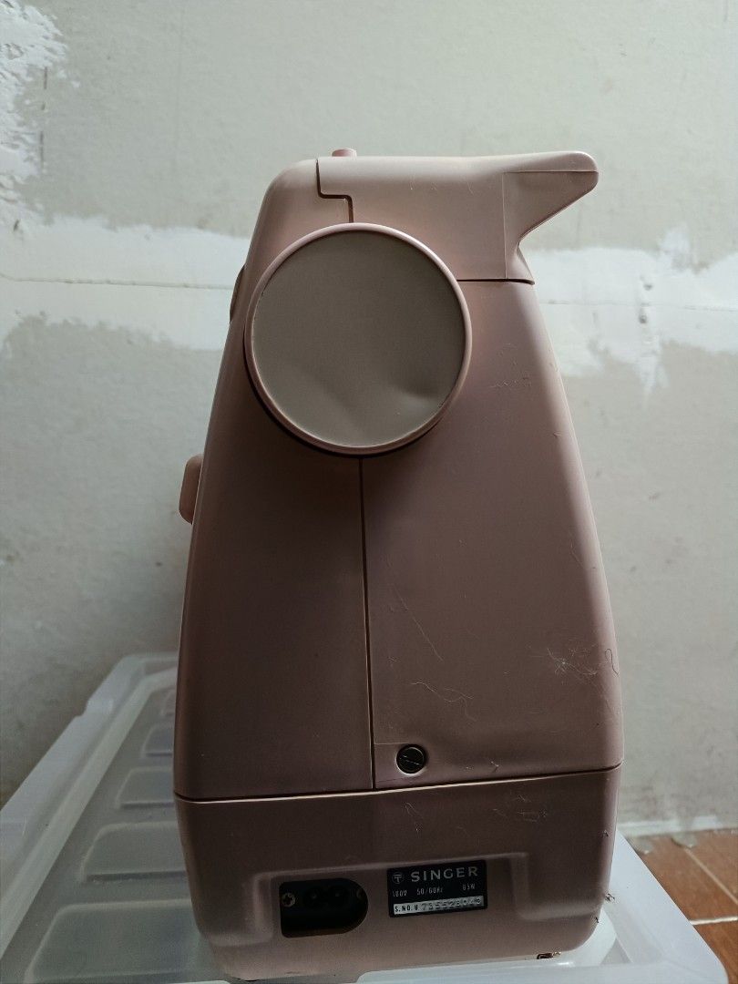 JAPAN SURPLUS SEWING MACHINE (Category: Craft Supplies & Tools) located in Antipolo. Submitted by frguess (Listing ID 1373932637, Image 2). Description: SINGER MON AMI NEW EX 1740 BOUGHT ON TIKTOK LIVE JAPAN SURPLUS FOR SEWING MACHINE COLOR: MUTED LIGHT PINK LIGHT STILL WORKS MACHINE IS WORKING PERFECTLY COMPLETE INCLUSIONS SUCH AS EXTRA BOBBINS AND TRANSFORMER FOR POWER SUPPLY RFS: hindi nagagamit busy sa school magsesend na lang po ako ng tutor