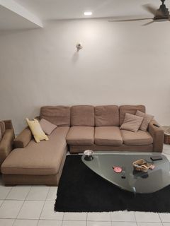 (Category: ) located in . Submitted by Ksync (Listing ID 1373895762, Image 1). Description: .
