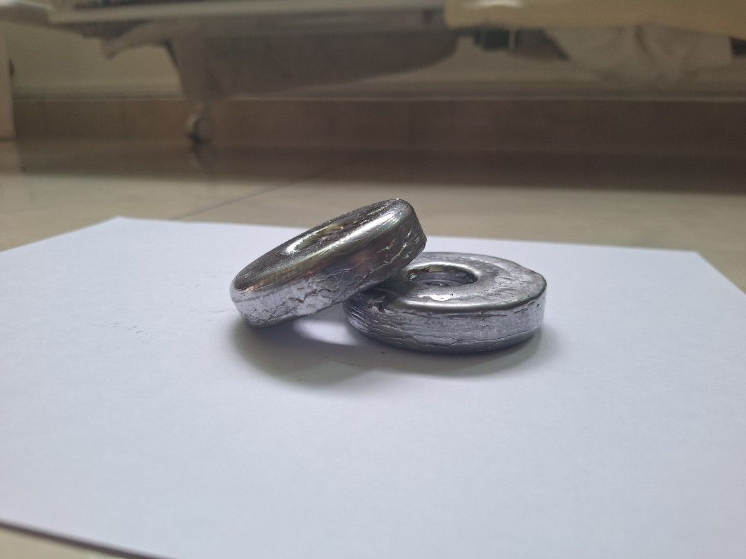 Lead weights (Category: Other Sports Equipment and Supplies) located in Singapore. Submitted by leowkayden (Listing ID 1373862125, Image 3). Description: 6cm Width 300g Minimum order of 5 pieces 5 pieces-$10 per piece 10 pieces-$8 per piece Delivery fee $6 Free delivery for 10 pieces and above.