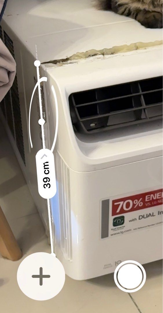LG 1.5hp Inverter Aircon (Category: Projectors) located in Quezon City. Submitted by n0406 (Listing ID 1373848291, Image 2). Description: .