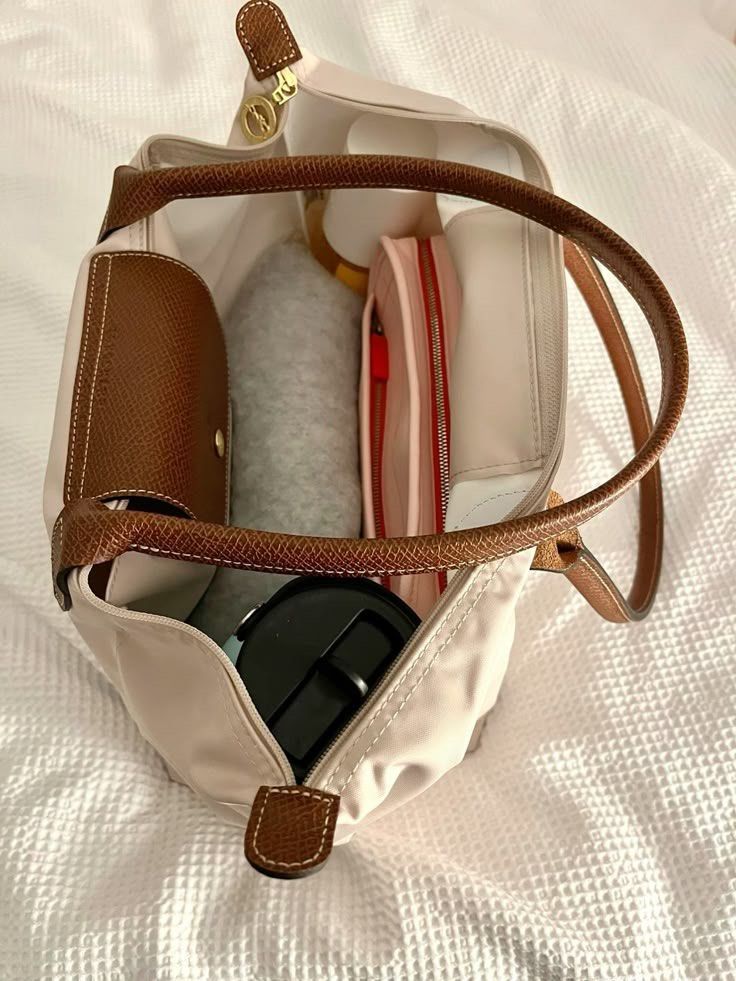 Longchamp Le Pliage in Paper Large (Category: Luxury Bags & Wallets) located in Manila. Submitted by _girlfinds (Listing ID 1373862016, Image 1). Description: 👜 LONGCHAMP LE PLIAGE – JAPAN SOURCED Elevate your daily style with this classic and functional Longchamp tote. 📍 Sourced directly from Japan – self authentication with the provided photos, premium quality. 🎁 Bundles for 2500: ✔️ 2 Longchamp Bags ✔️ Dust bag or packaging if available ✔️ 