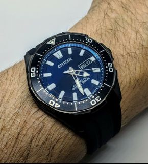 (Category: ) located in . Submitted by notorious_watches (Listing ID 1373772473, Image 1). Description: .