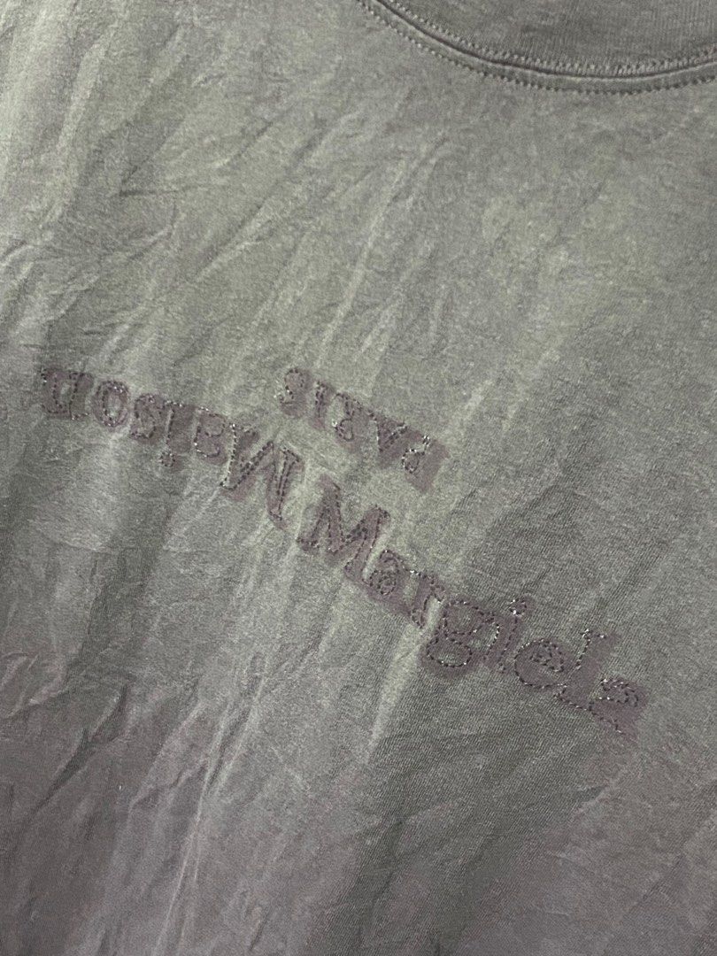 Maison Margiela Washed Shirt (Category: Luxury Apparel) located in Bacolod City. Submitted by PSGTHRIFTIES (Listing ID 1373906214, Image 2). Description: Very good condition Size S on tag Fits M Dimensions:20.5x26 DM📩.