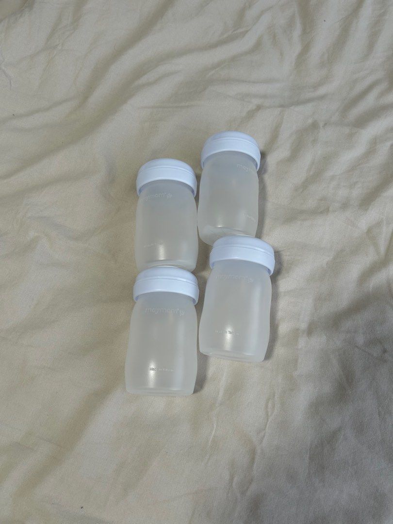 Medela Manual Breast Pump + Breast Milk collection Bottles (Category: Breastfeeding & Bottle Feeding) located in Singapore. Submitted by sarreehsantiago (Listing ID 1373849891, Image 3). Description: Medela Manual Breast Pump + 4 Breast Milk collection Bottles. Used twice only. .