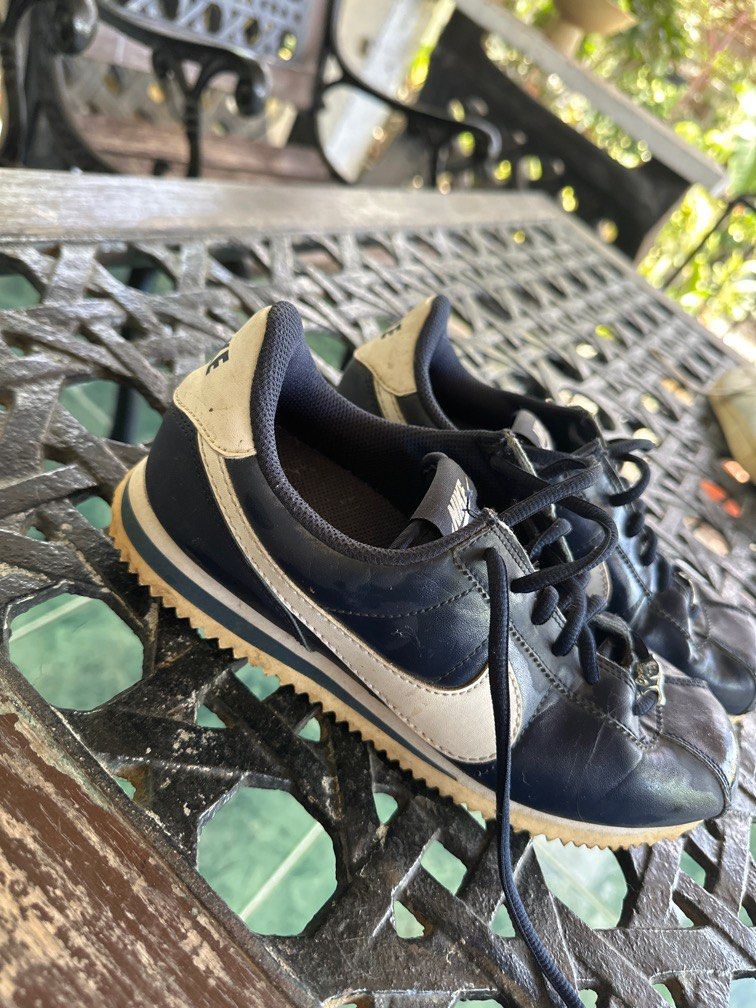 Nike Cortez (Category: Sneakers) located in Mangaldan. Submitted by batrinabryan13 (Listing ID 1373784067, Image 2). Description: Rfs: Decluttering.