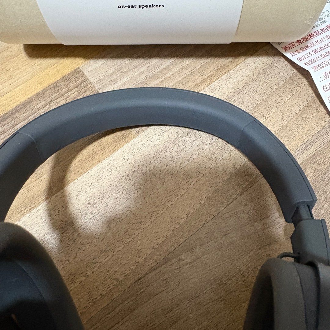 NWM One On ear speakers63216304518402113