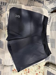 (Category: ) located in . Submitted by hyperhips (Listing ID 1373868116, Image 1). Description: .