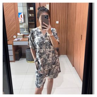 (Kategori: ) berada di . Dikirim oleh twinsiecollection (ID iklan 1373827967, Gambar 1). Deskripsi: .