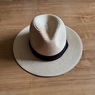 (Category: ) located in . Submitted by madame.minimal (Listing ID 1373827061, Image 1). Description: .
