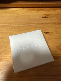 （分類：）位於 。 由 cherrrrieee 提交（商品編號 1373905209，圖片 1）。簡介： 。