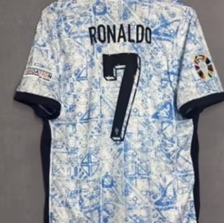 (Category: ) located in . Submitted by sssports (Listing ID 1373937780, Image 1). Description: .