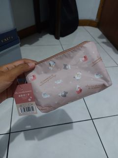 (Kategori: ) berada di . Dikirim oleh prelovedbygut (ID iklan 1373769369, Gambar 1). Deskripsi: .