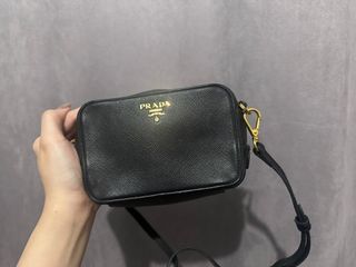 (Category: ) located in . Submitted by messyy77 (Listing ID 1373877211, Image 1). Description: .