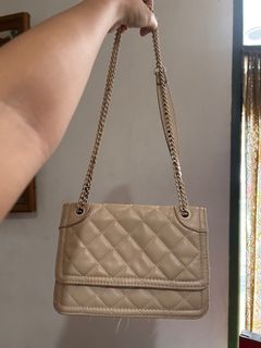 (Kategori: ) berada di . Dikirim oleh prelovednyashf (ID iklan 1373805842, Gambar 1). Deskripsi: .