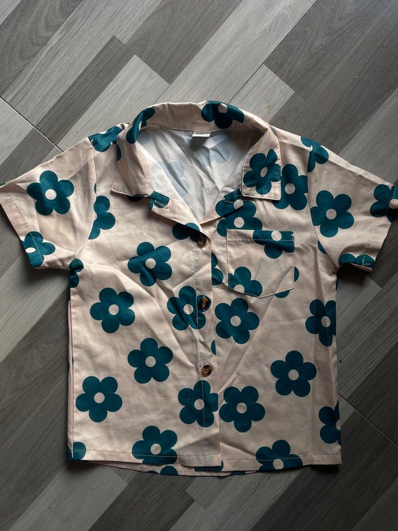 Summer polo top (Category: Babies & Kids Fashion) located in Makati City. Submitted by superjaa (Listing ID 1373842448, Image 2). Description: Dm for info Perfect for 4-5 yrs old.