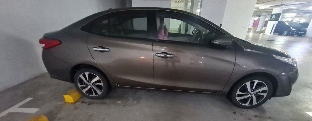 Toyota Vios 1.5 G Grade (A) (Category: Used Cars) located in Singapore. Submitted by thiamkhee (Listing ID 1373799644, Image 2). Description: Toyota Vios 1.5G with leather seats and sports rims Borneo Motors agent unit First and only owner Registered: 25 March 2020 Coe valid till: 24 March 2030 No. of transfers: 0 Mileage: 39,000km+ Car is low mileage, fully stock and in good running condition. Car is fully paid, open to trades for 7/8 seaters or