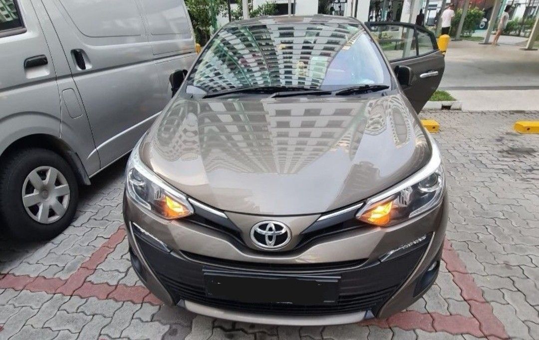Toyota Vios 1.5 G Grade (A) (Category: Used Cars) located in Singapore. Submitted by thiamkhee (Listing ID 1373799644, Image 1). Description: Toyota Vios 1.5G with leather seats and sports rims Borneo Motors agent unit First and only owner Registered: 25 March 2020 Coe valid till: 24 March 2030 No. of transfers: 0 Mileage: 39,000km+ Car is low mileage, fully stock and in good running condition. Car is fully paid, open to trades for 7/8 seaters or