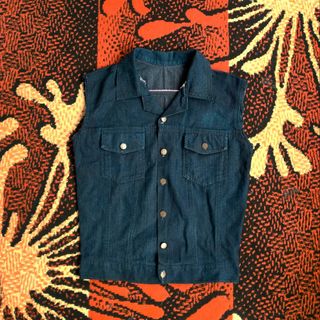 (Kategori: ) berada di . Dikirim oleh galionaire (ID iklan 1373828165, Gambar 1). Deskripsi: .