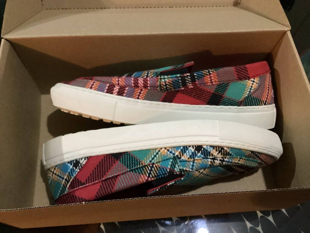 Vivienne Westwood Binding Loafer (Category: Sneakers) located in Manila. Submitted by plovedmonster (Listing ID 1373770699, Image 3). Description: .