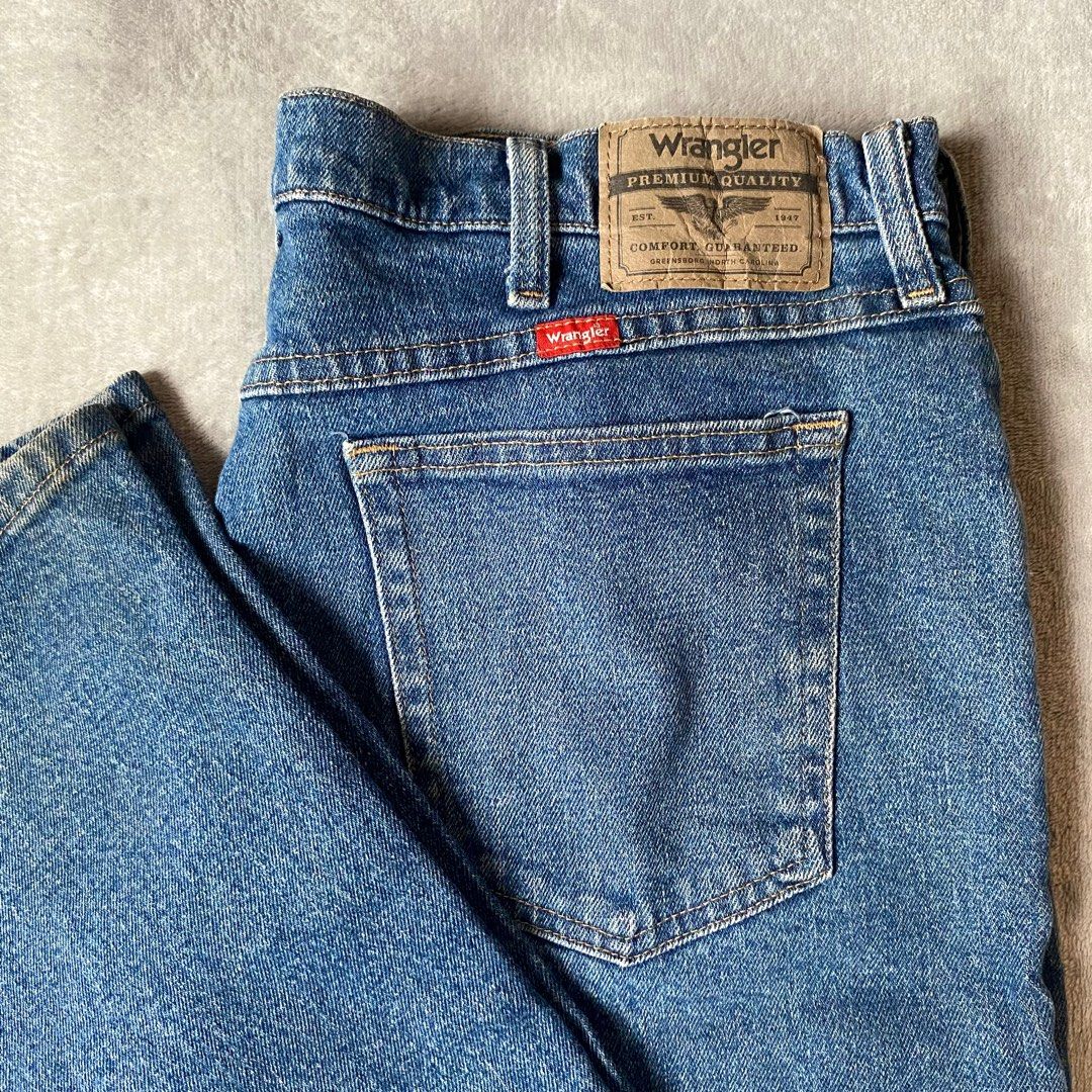 Wrangler Vintage Denim Jeans (Category: Jeans) located in Pasig City. Submitted by lovendletter (Listing ID 1357010790, Image 2). Description: • hard blue denim • vintage, thrifted, unwashed • size on tag (credits to the owner for the 1st photo) dm for more details!.