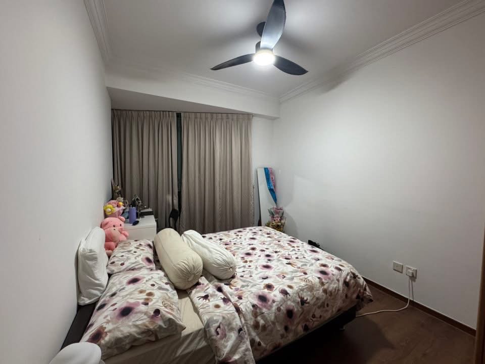 (Category: ) located in . Submitted by yz29056 (Listing ID 1373839493, Image 1). Description: .