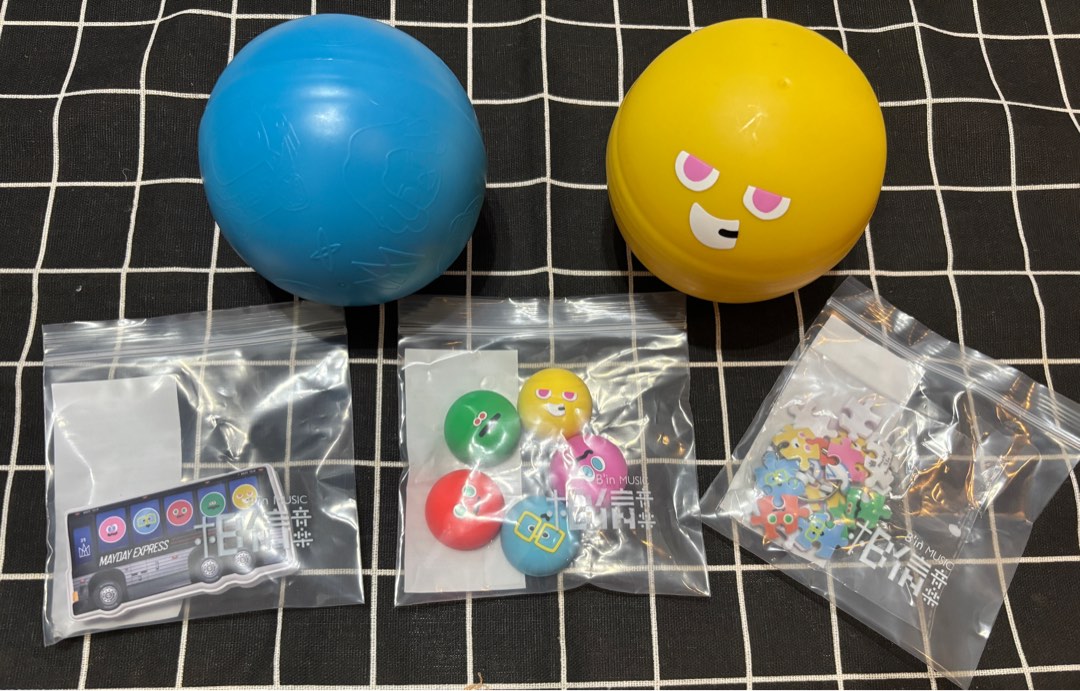 五月天☆#5525扭蛋殼 阿信款+隨身磁扣包吊飾 阿信款☆MAYDAY 五月天☆#5525扭蛋殼 阿信款+隨身磁扣包吊飾 阿信款☆MAYDAY