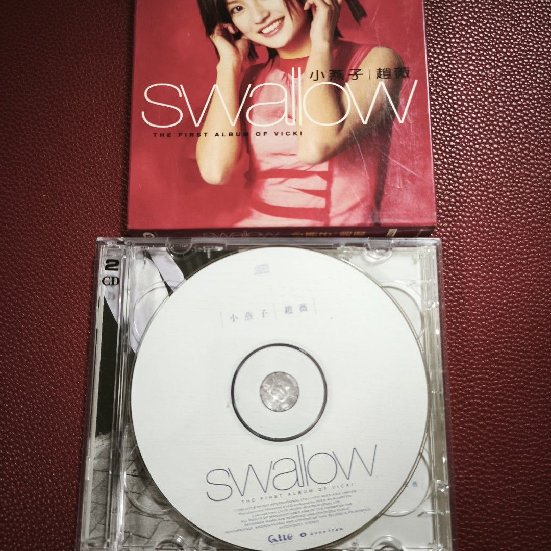 趙薇 ヴィッキー・チャオ 小燕子 Swallow CD +VCD 趙薇– 小燕子Swallow 首張個人專輯CD + VCD / 1999年港版, 興趣與生活