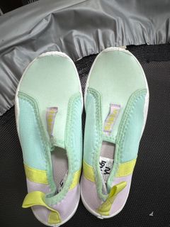 （分類：）位於 。 由 savetheearth11 提交（商品編號 1378073381，圖片 1）。簡介： 。