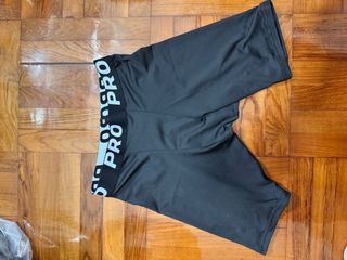 貼身運動褲 pro64239250339843110