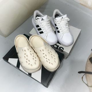 (Category: ) located in . Submitted by christianas.closet (Listing ID 1377949437, Image 1). Description: .