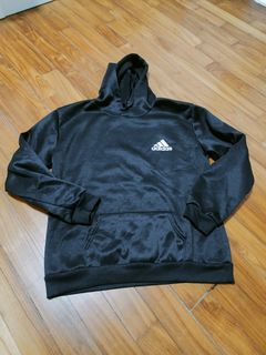 (Category: ) located in . Submitted by greeeenteaaaa (Listing ID 1378081219, Image 1). Description: .