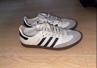 (Category: ) located in . Submitted by victoriadeclutter (Listing ID 1378090416, Image 1). Description: .