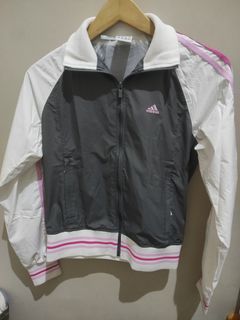 (Kategori: ) berada di . Dikirim oleh hg872407922102 (ID iklan 1378102932, Gambar 1). Deskripsi: .