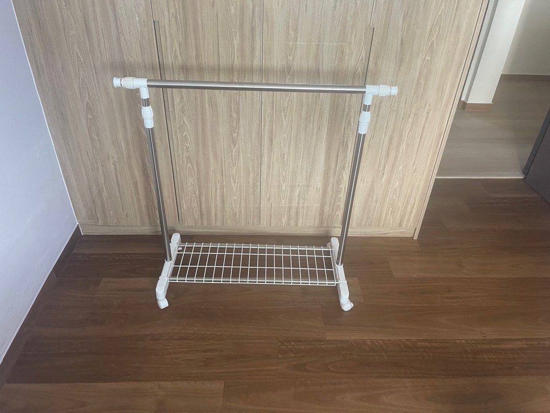 Adjustable Clothes Rack with Wheels65073557963011112