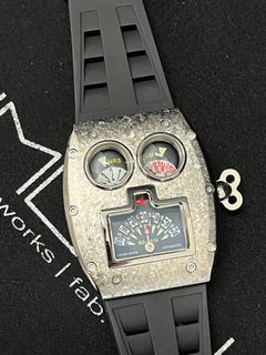 (Category: ) located in . Submitted by avantgarde_watches (Listing ID 1362768349, Image 1). Description: .