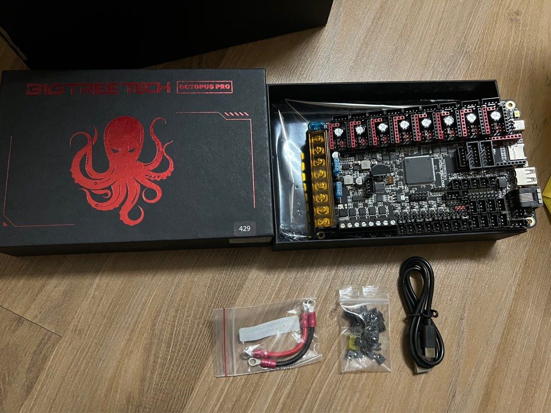 BIGTREETECH Octopus Pro V1.0.1 with Chip F446 Control Board 3D (Category: Computer Parts) located in Singapore. Submitted by jojoki44 (Listing ID 1378088599, Image 3). Description: Brand new in box. Pickup Upper Thomson near Sin Ming. .