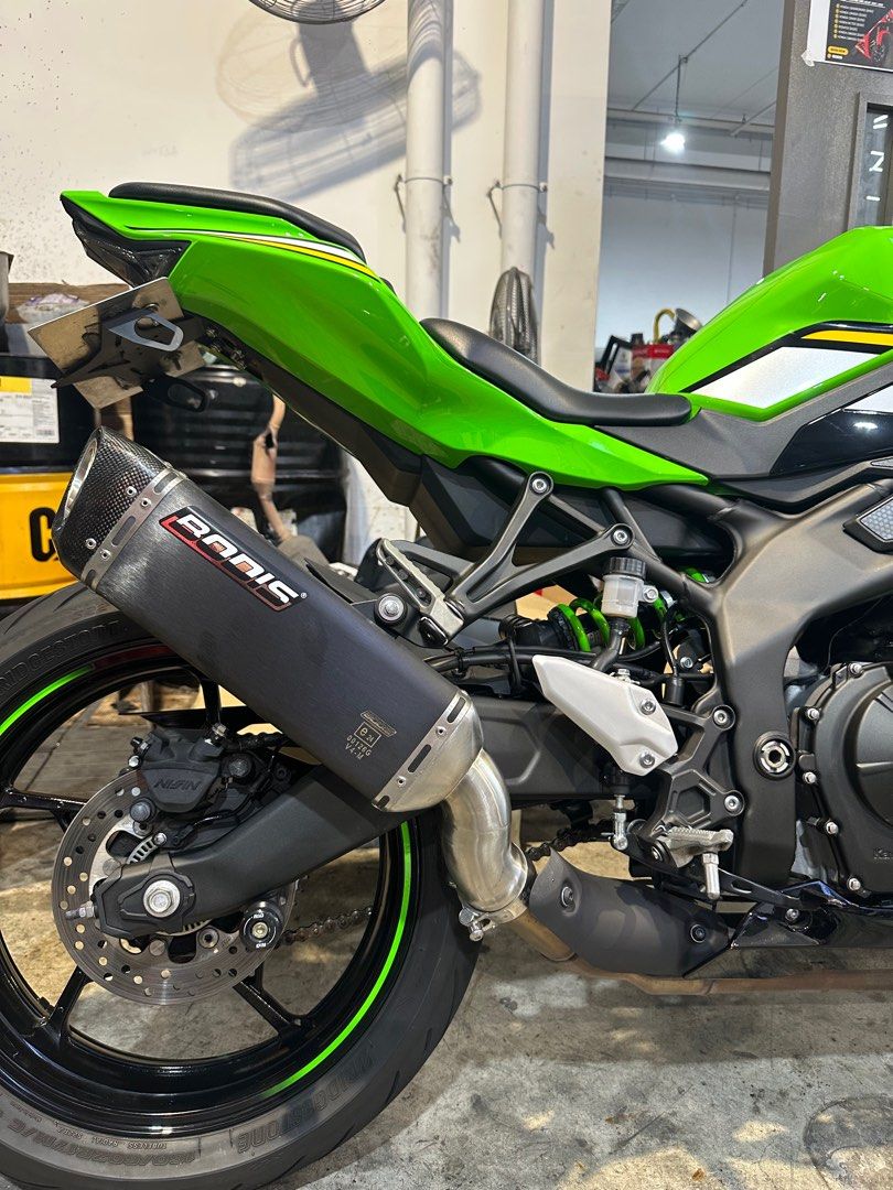 KAWASAKI ZX4RR STREET LEGAL EXHAUST BODIS SC PROJECT AKRAPOVIC