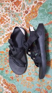 (Category: ) located in . Submitted by sneakerpickers2 (Listing ID 1378070058, Image 1). Description: .