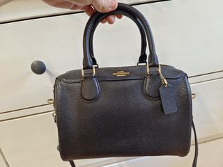 由 realchung (刊登 ID 1377997944，圖片 1) 提交，位於 的 (類別：)，說明：。
